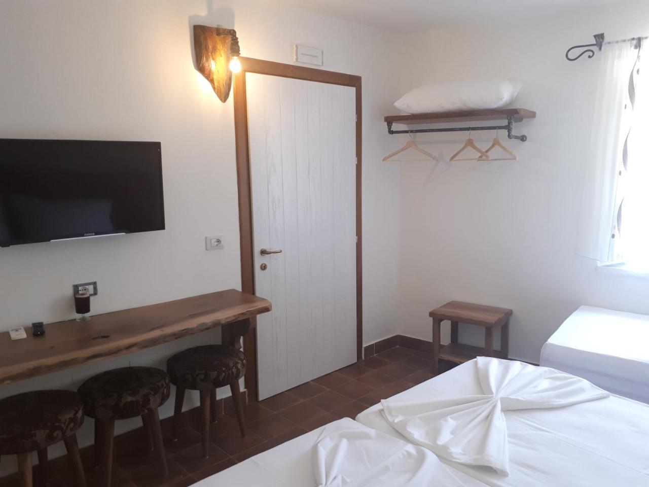 Hotel Omer ベラト エクステリア 写真